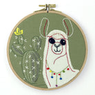 Bild mit Stickring "Lama"