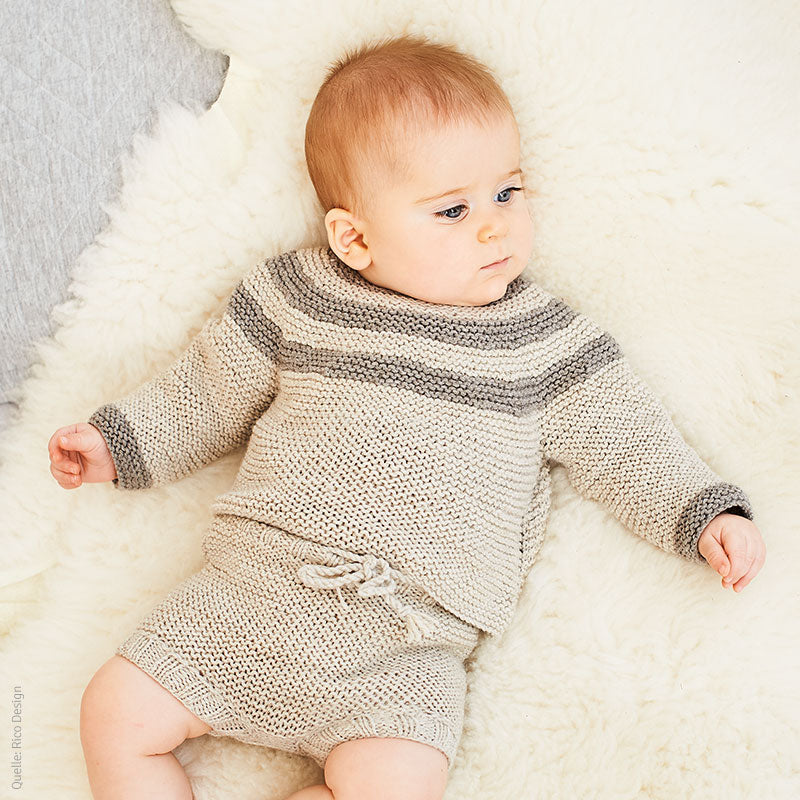 Kinderpullover mit Hose "Baby Classic" 762112