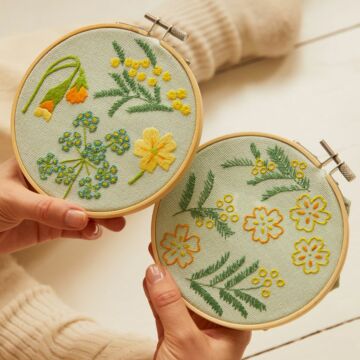 Embroidery set "Forest plants duo