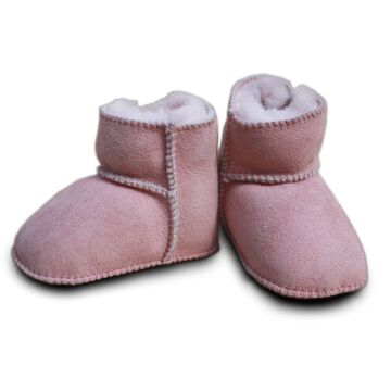 Baby lambskin shoes with velcro closure - rosé