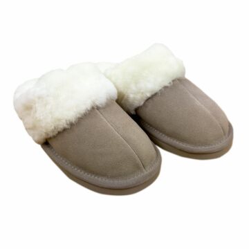 Lambskin slippers beige